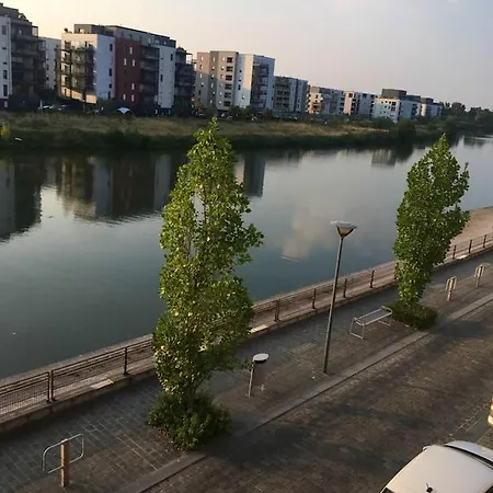 Maison Spacieuse, Quartier La Madeleine, Terrasse Et Jardin La Madeleine (Nord)