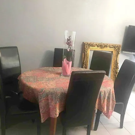 Maison Spacieuse, Quartier La Madeleine, Terrasse Et Jardin *