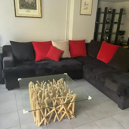 Maison Spacieuse, Quartier La Madeleine, Terrasse Et Jardin * La Madeleine (Nord)