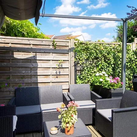 Maison Spacieuse, Quartier La Madeleine, Terrasse Et Jardin La Madeleine (Nord)