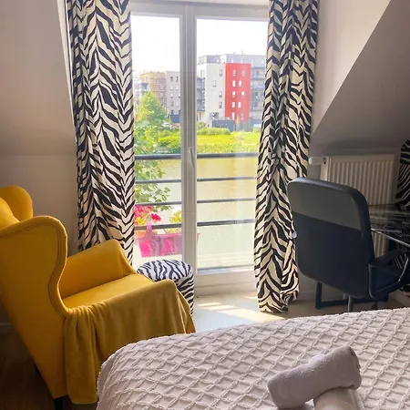 Hébergement de vacances Maison De 4 A Avec Magnifique Vue Sur Le Jardin Clos Et Wifi