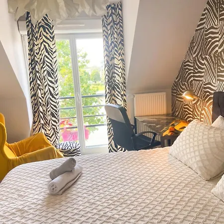 Hébergement de vacances Maison De 4 A Avec Magnifique Vue Sur Le Jardin Clos Et Wifi *